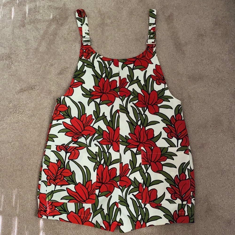 Bright floral Women’s Romper. Forever 21 size S